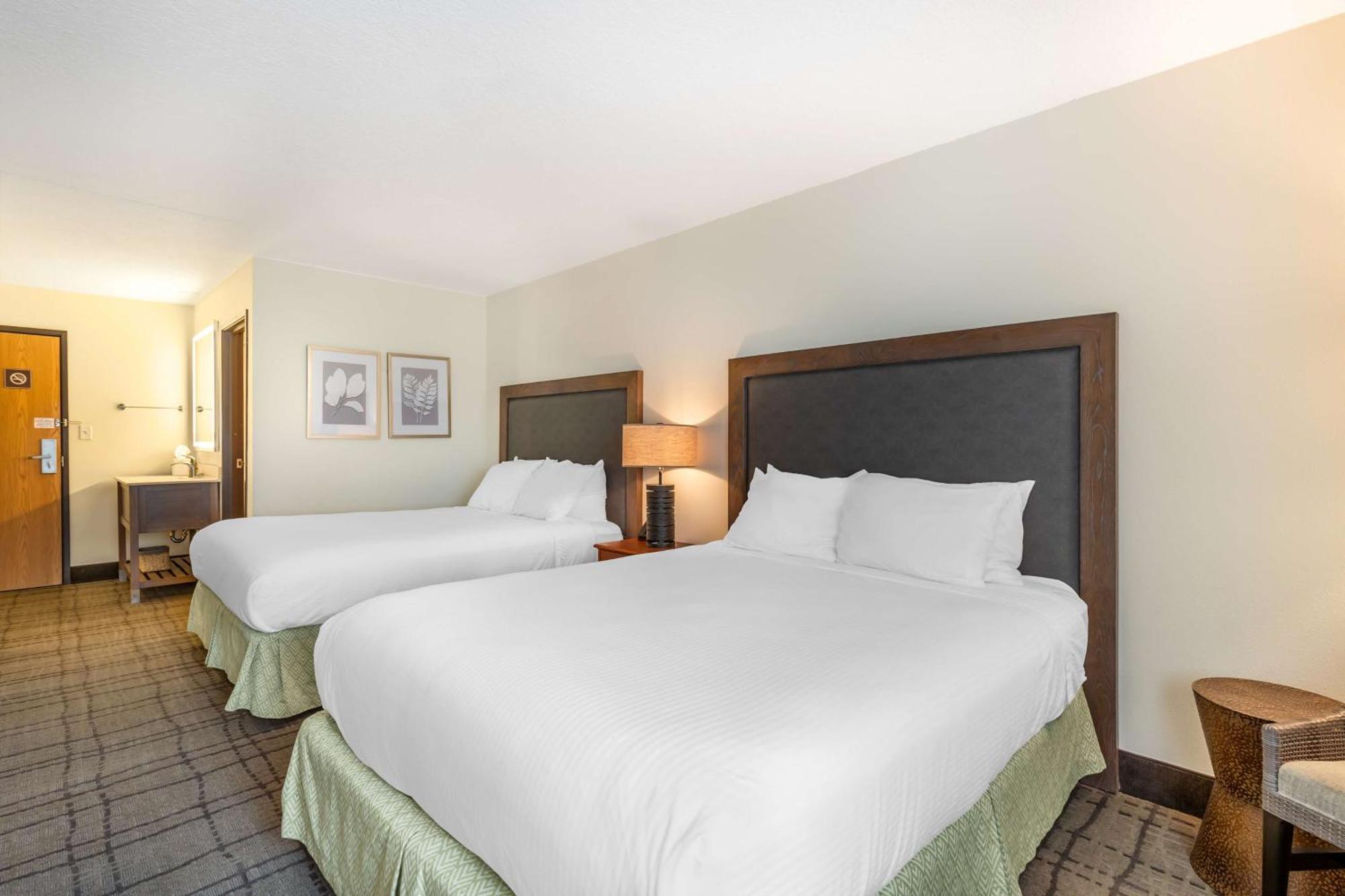 Best Western Plus University Park Inn & Suites Ames Exterior foto