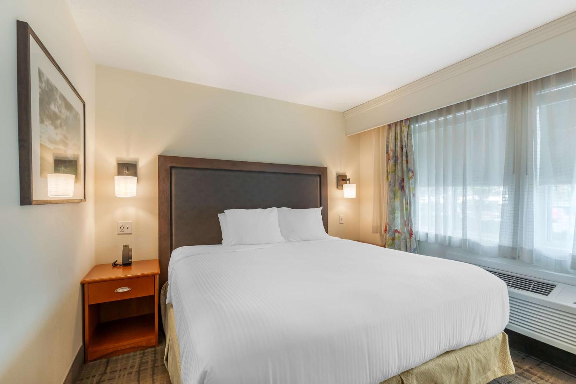 Best Western Plus University Park Inn & Suites Ames Exterior foto