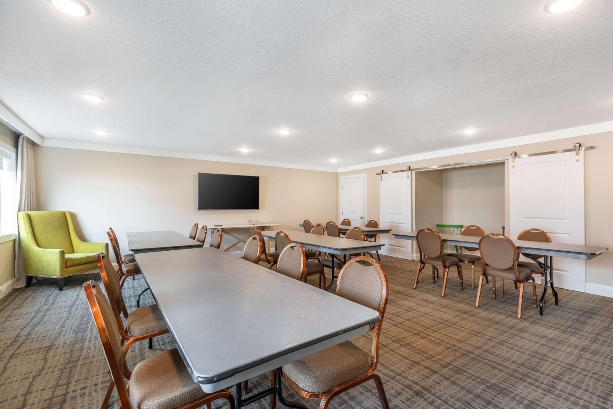Best Western Plus University Park Inn & Suites Ames Exterior foto