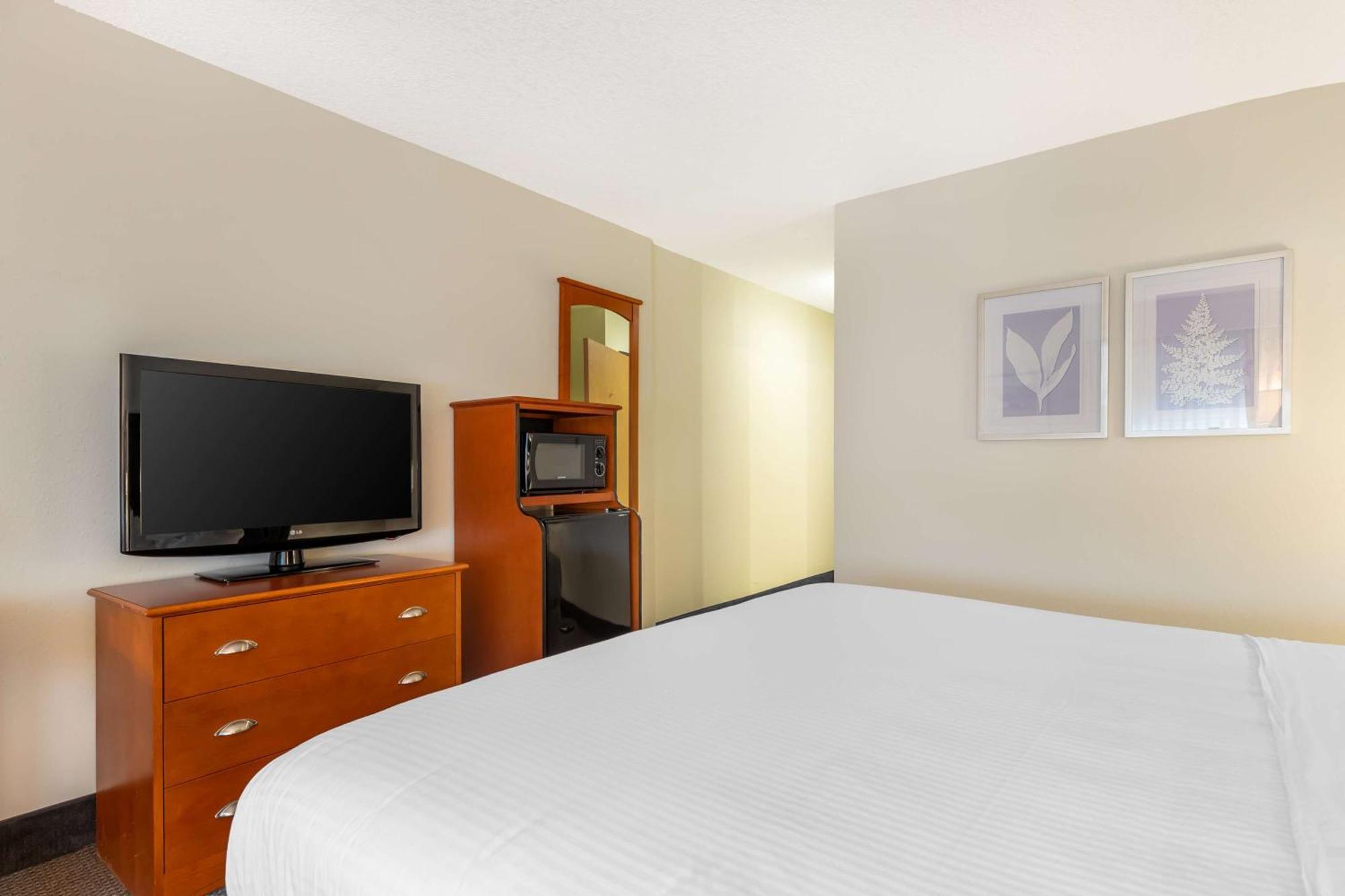 Best Western Plus University Park Inn & Suites Ames Exterior foto