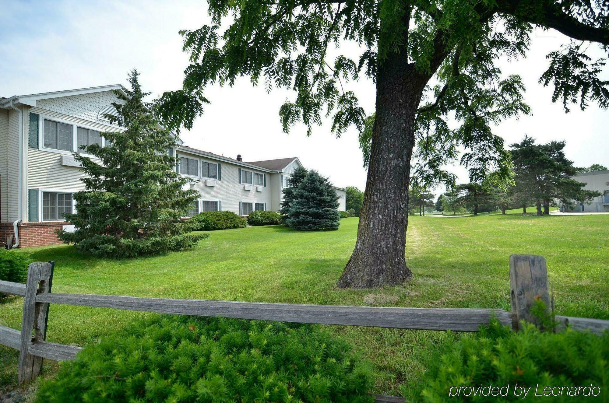 Best Western Plus University Park Inn & Suites Ames Exterior foto